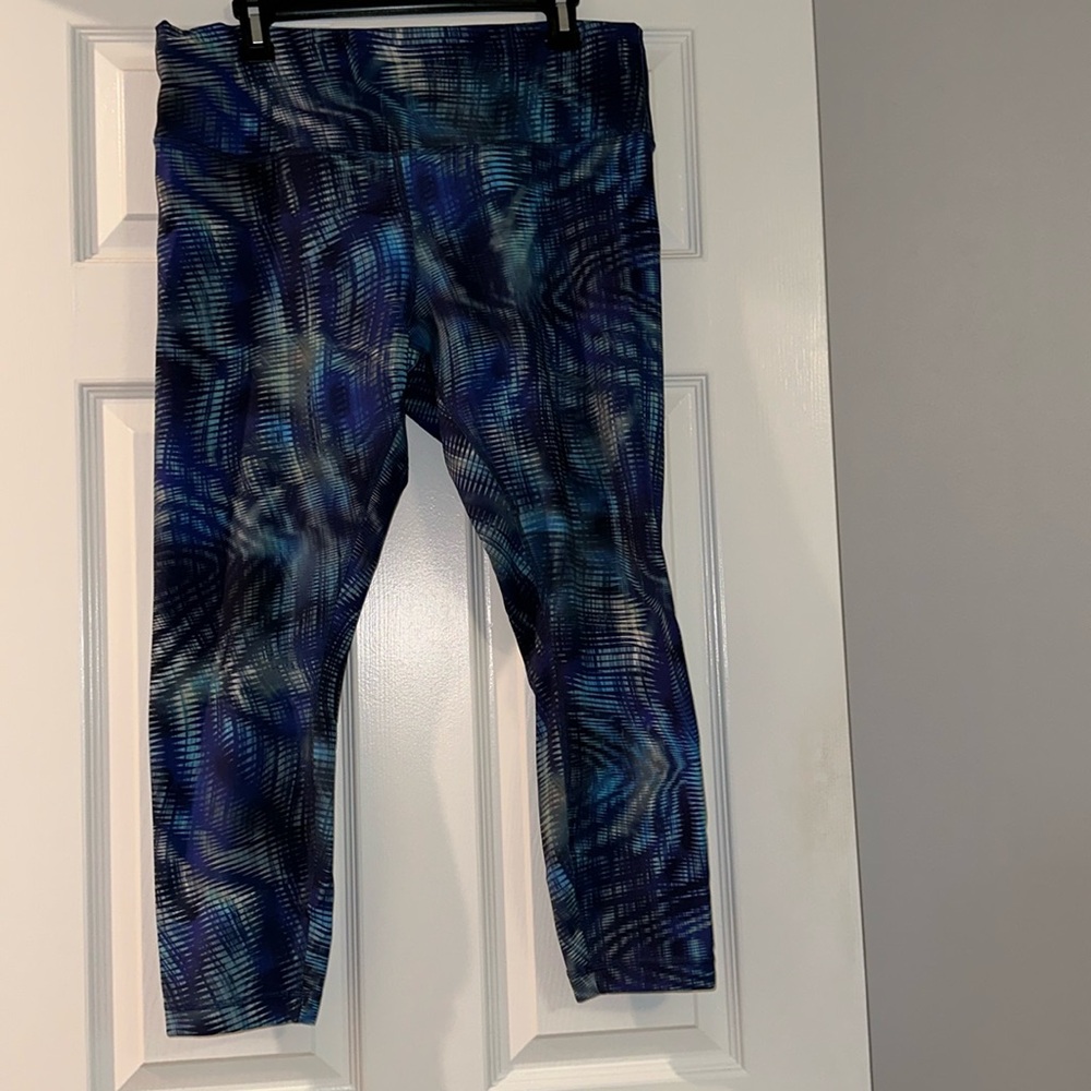 Like New! Lululemon Wunder Train HR Tight 25”